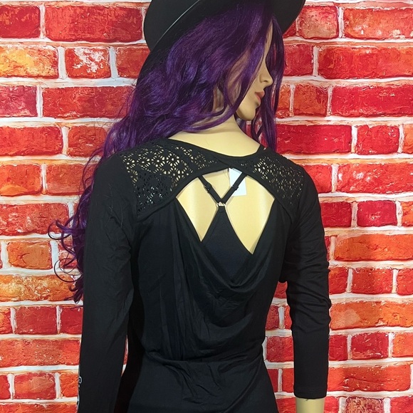 Affliction Women’s T-Shirt - Picture 10 of 12